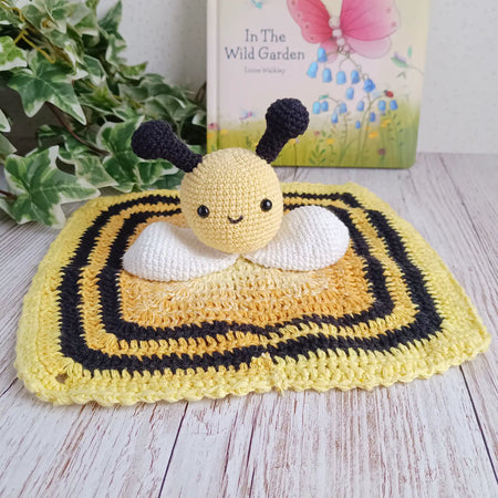 Infant Knitted Snuggle Blanket