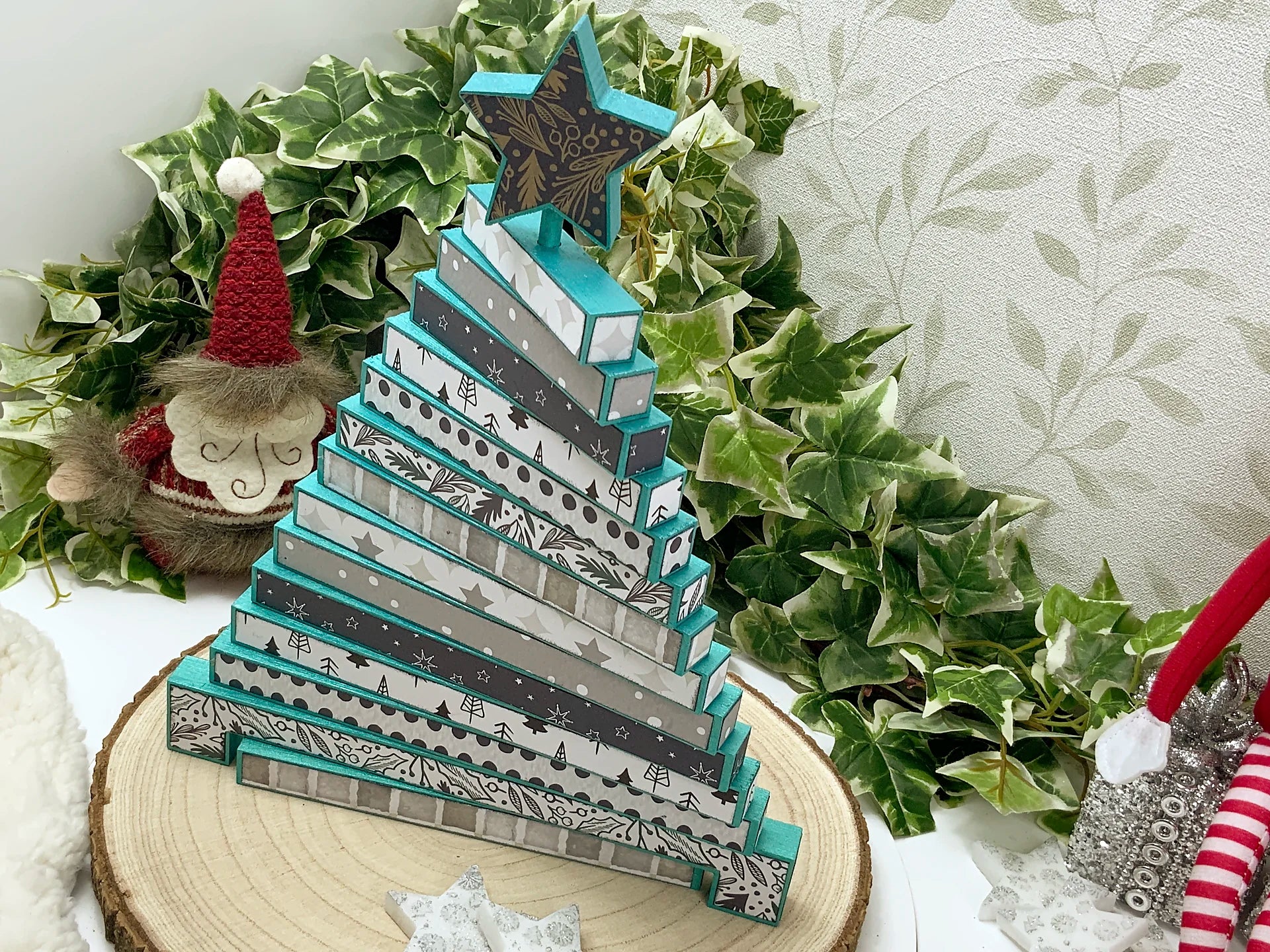 Freestanding Stacked Wooden Christmas Tree - Style C