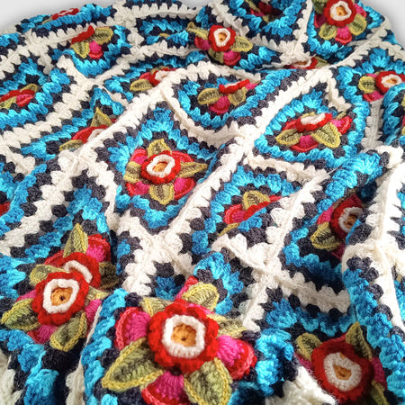 3D Flowers Crocheted Throw